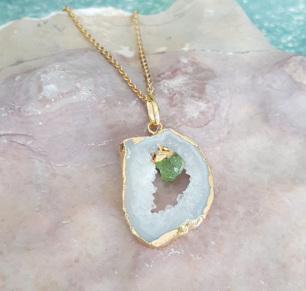collier quartz péridot acier