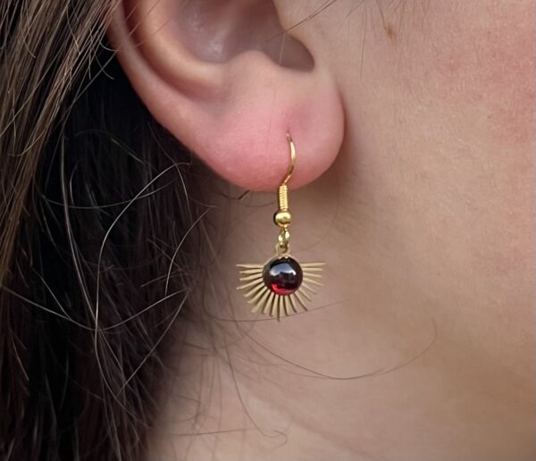 boucle d'oreille soleil grenat